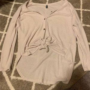 ❗️ SOLD ❗️Cream Sweater